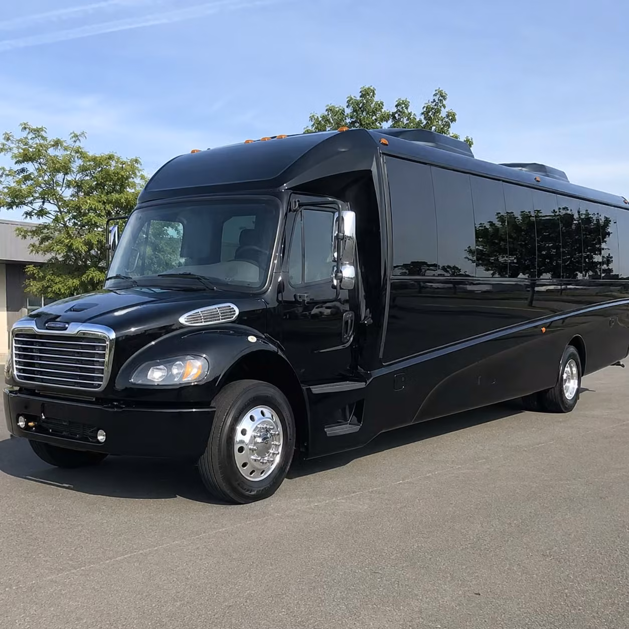 bellevue 28 passenger minibus rental