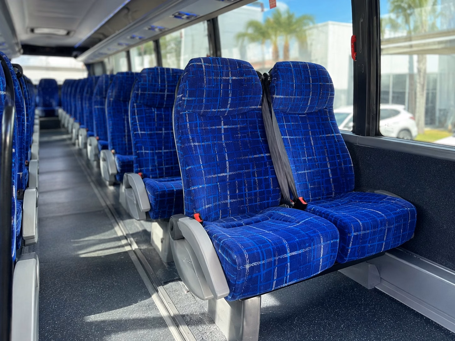 bellevue wedding venues deserve seamless guest shuttle service