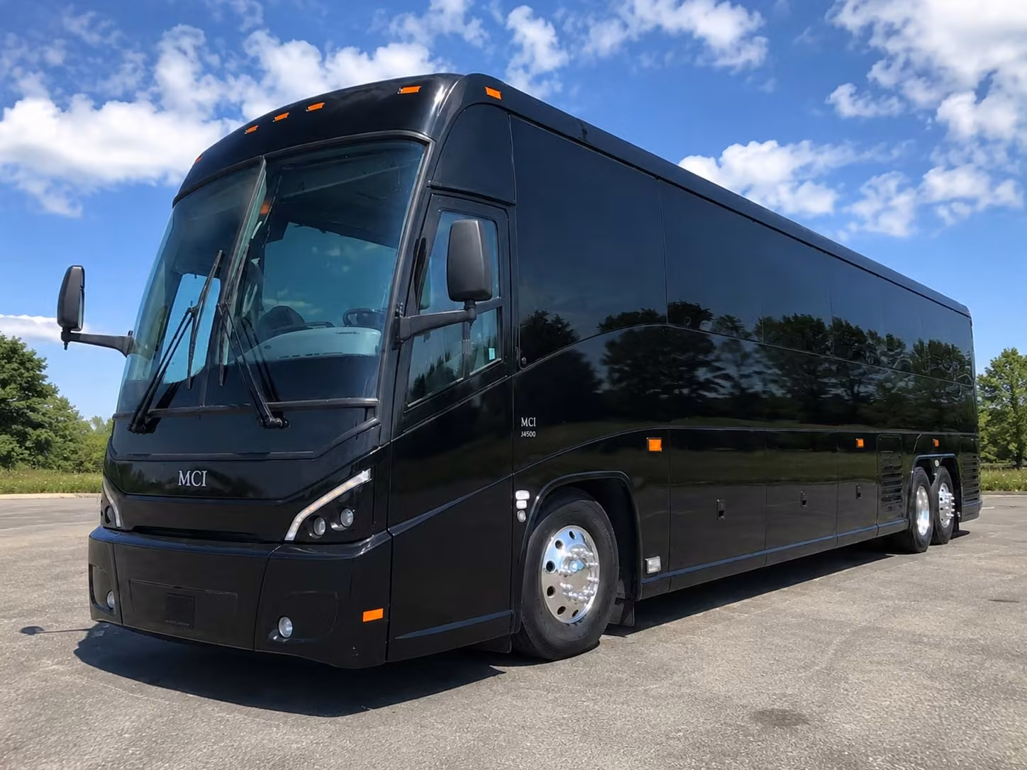 charter buses and minibuses for bellevue school field trips to the pacific science center and beyond