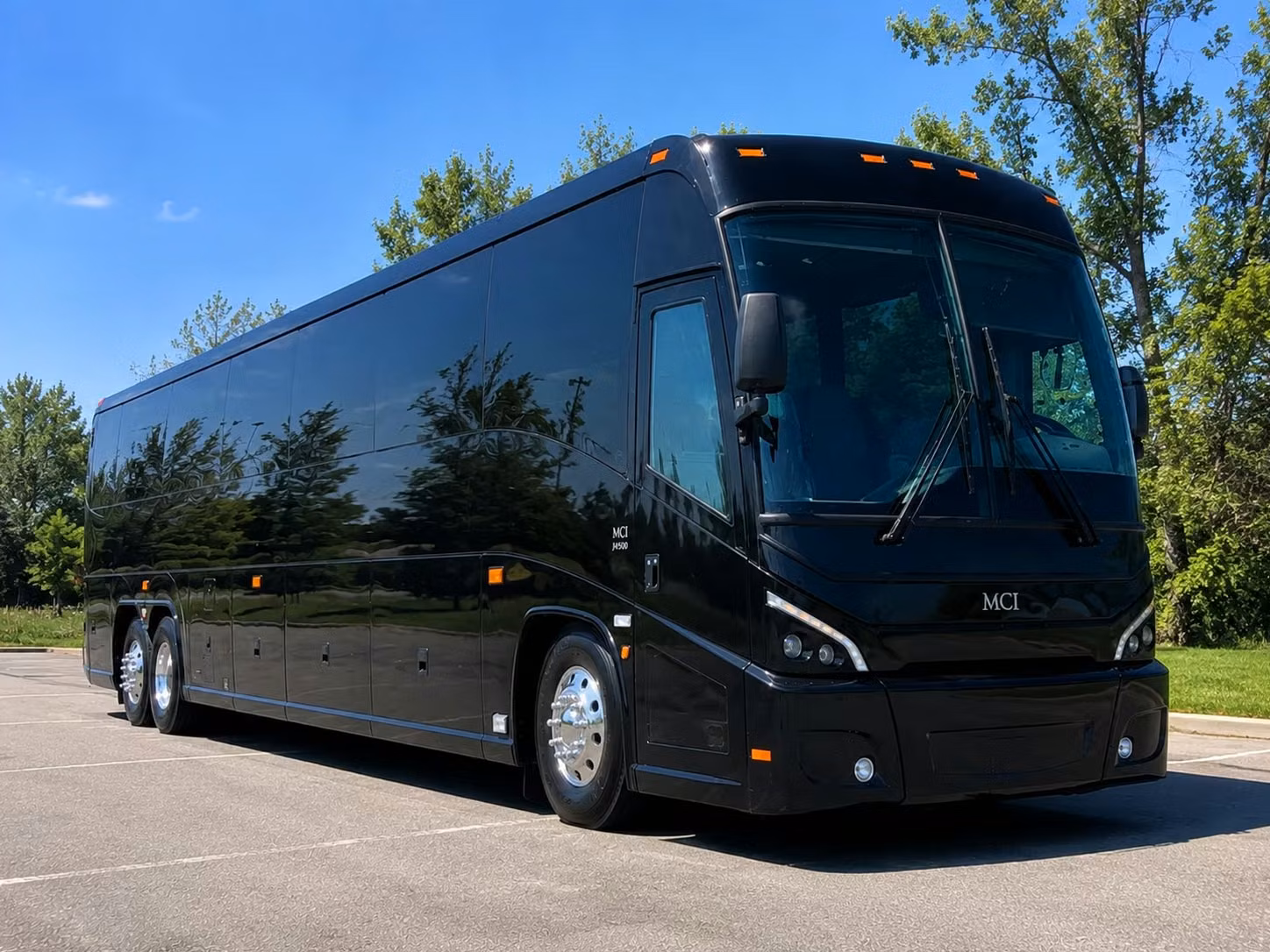get your students to the museum of flight and seattle area destinations with the right charter bus