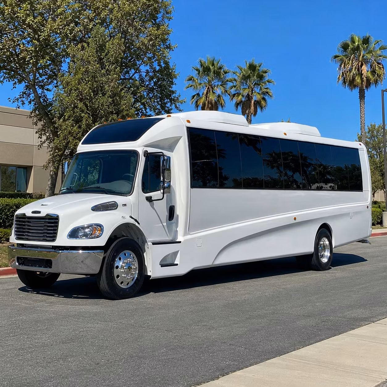 minibus rentals for small bellevue church groups and community outreach