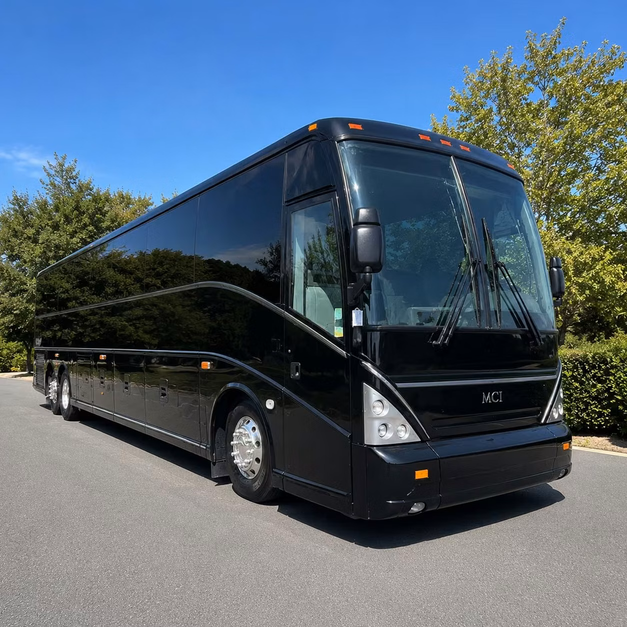 winery tours brewery crawls and private group outings near bellevue deserve the right bus